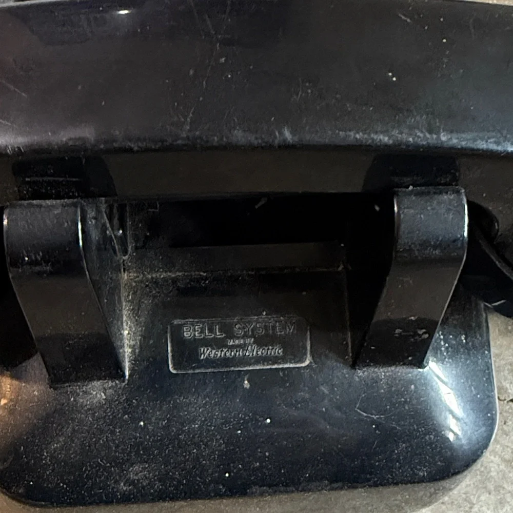 Vintage Black Rotary Dial Telephone - Picture 2 of 4